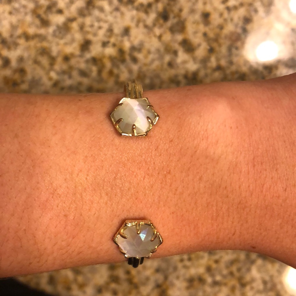 Kendra Scott White Bracelet